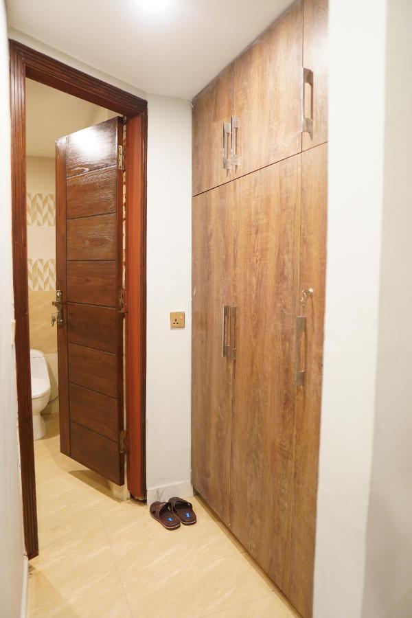 Nueva Hotel اسلام اباد المظهر الخارجي الصورة