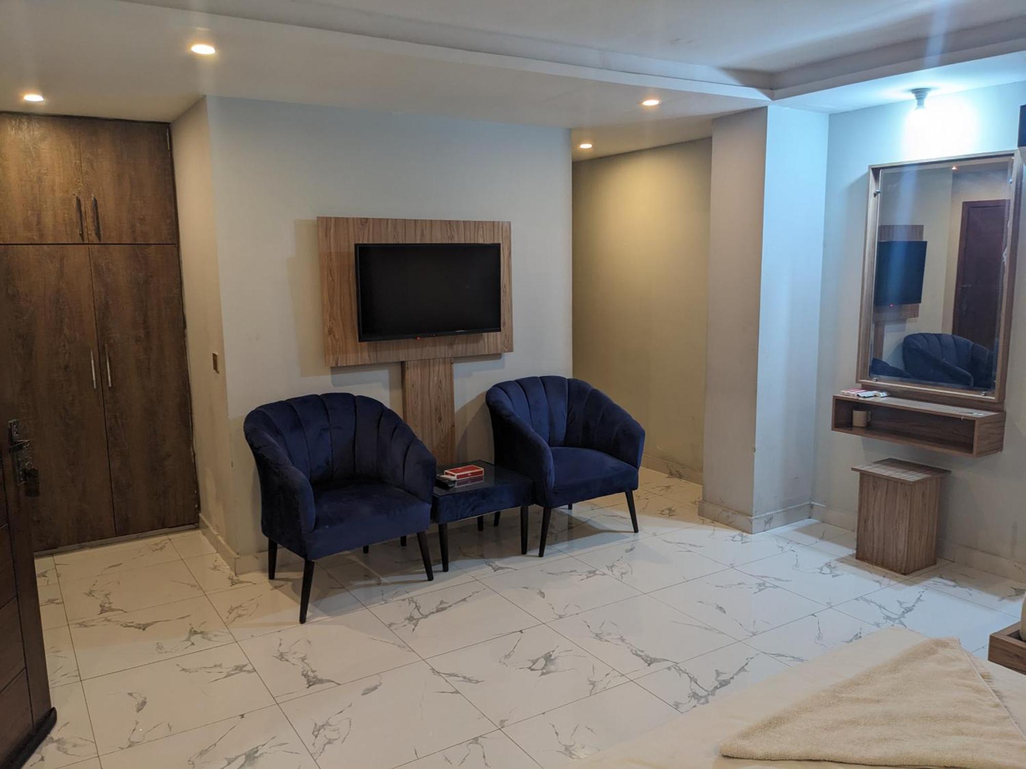 Nueva Hotel اسلام اباد المظهر الخارجي الصورة