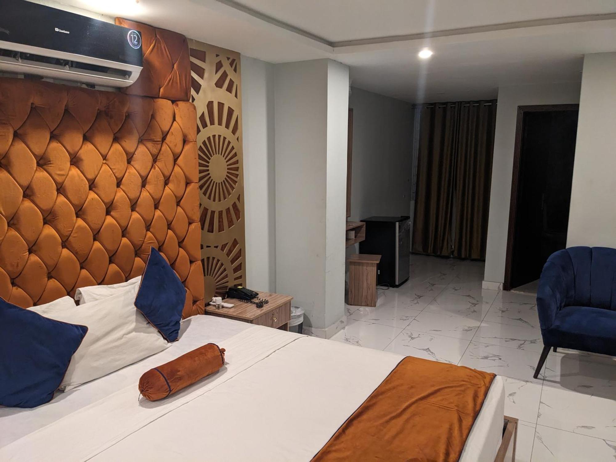 Nueva Hotel اسلام اباد المظهر الخارجي الصورة