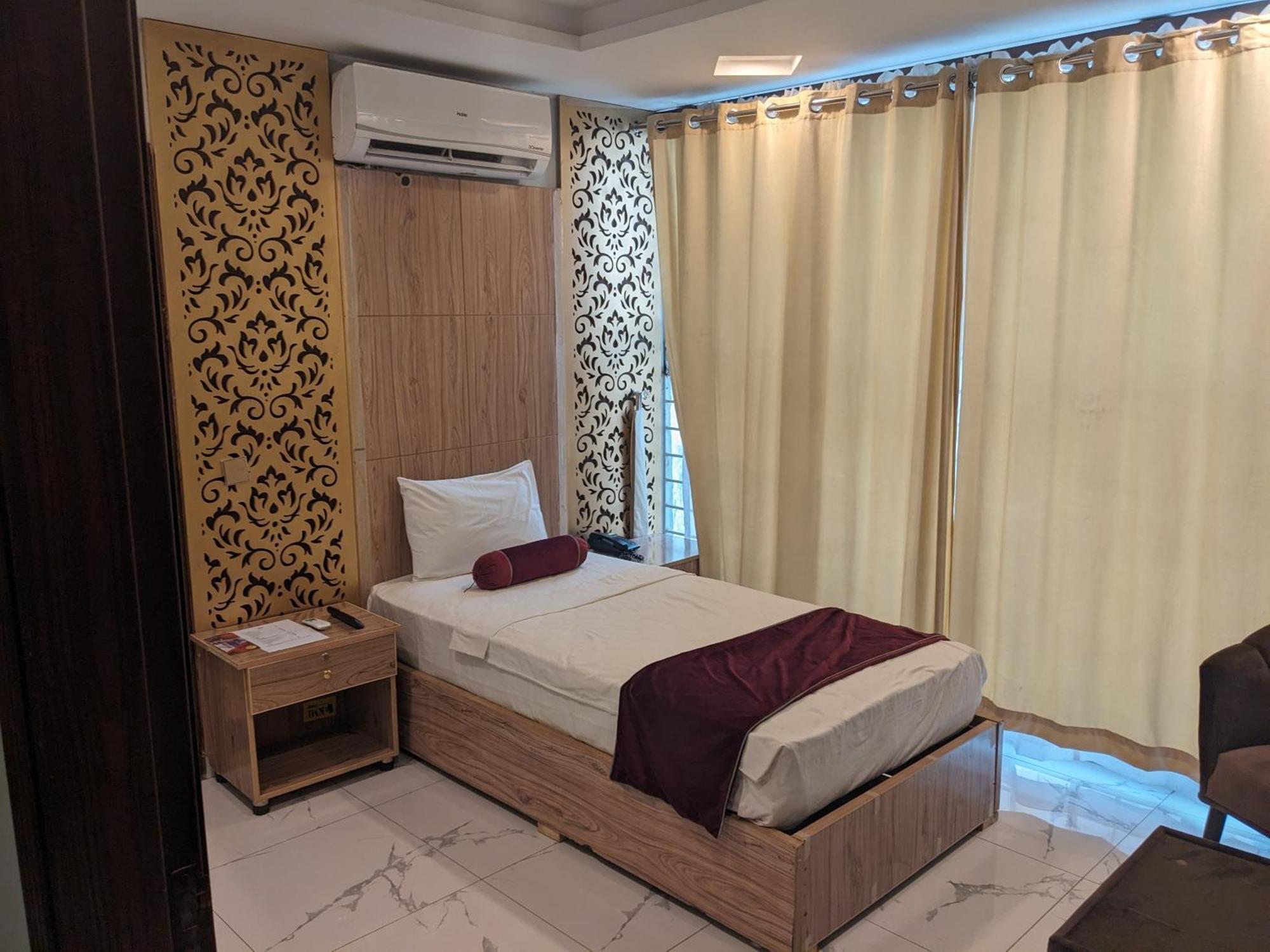 Nueva Hotel اسلام اباد المظهر الخارجي الصورة