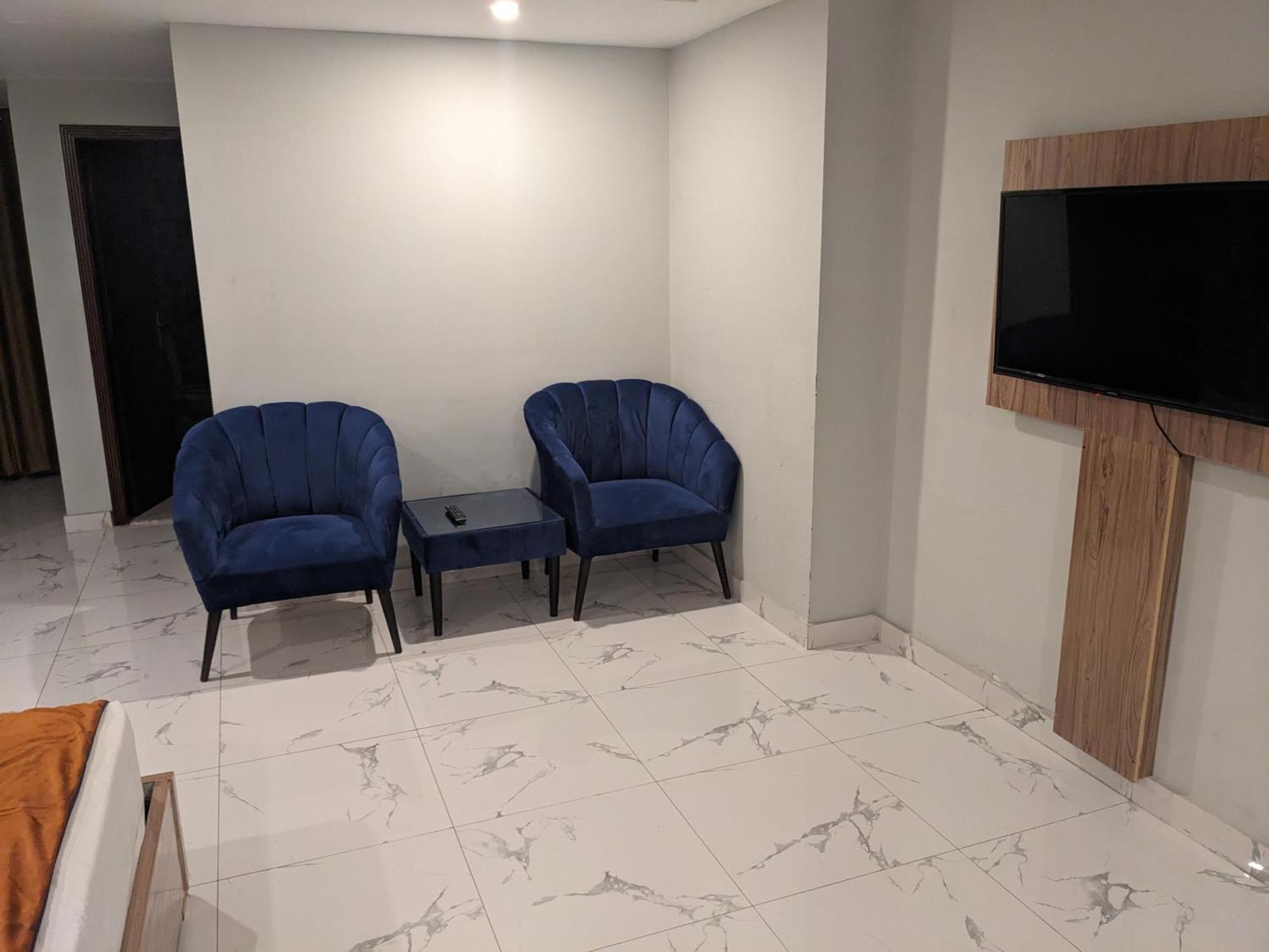 Nueva Hotel اسلام اباد المظهر الخارجي الصورة